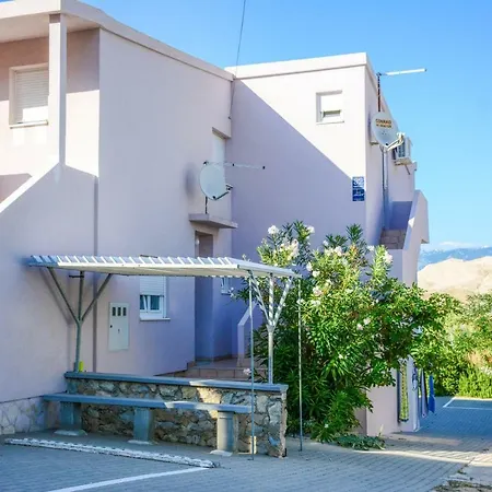 Prvi Red Do Mora Apartment