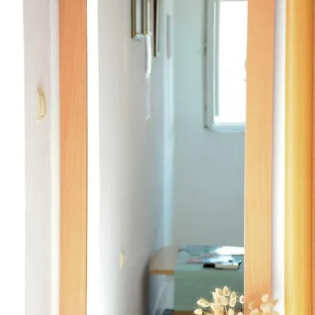 Prvi Red Do Mora Apartment *